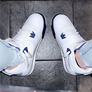 Meet your Posher, Madelyn